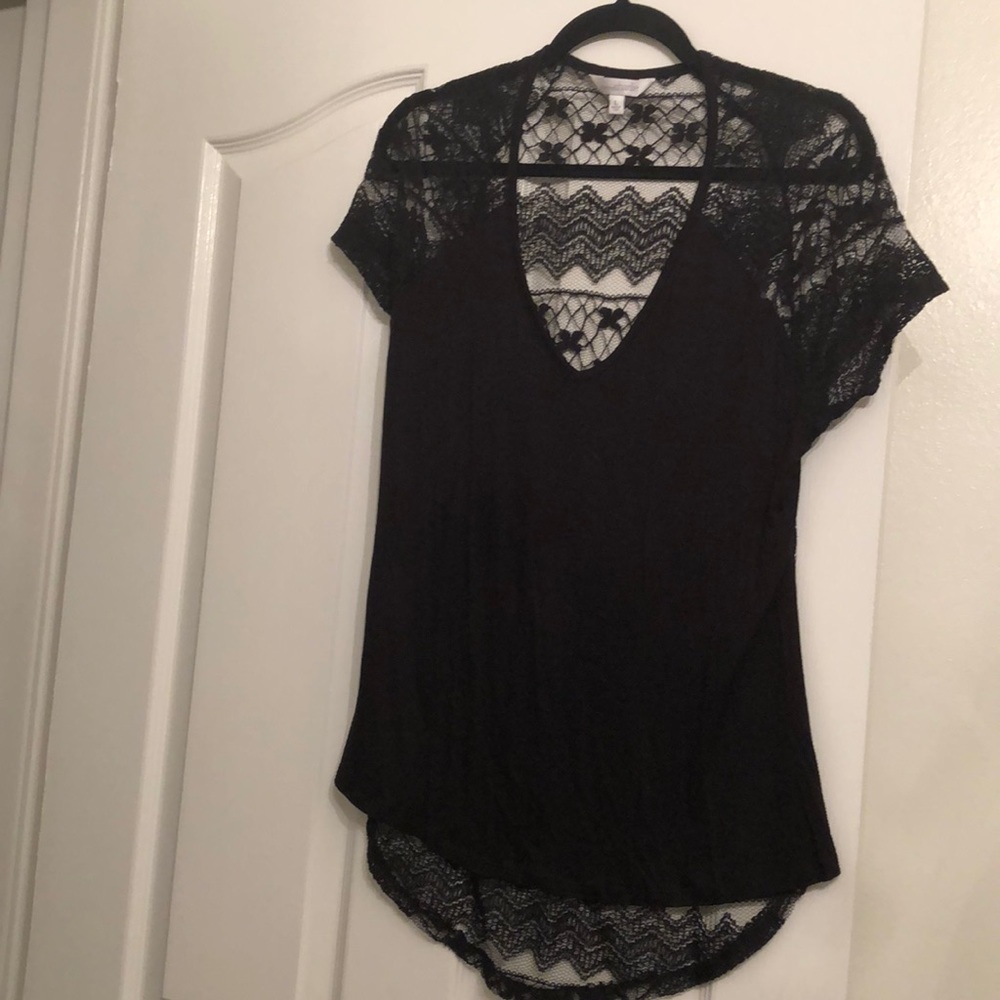 Charming Charlie black tee size large
